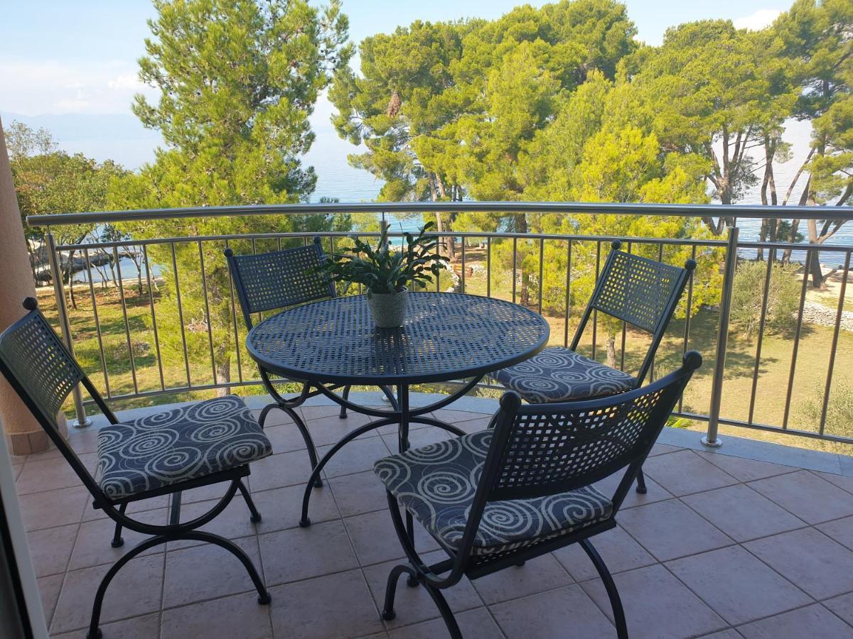 Apartments Mare & Mons Deluxe Malinska Exterior foto