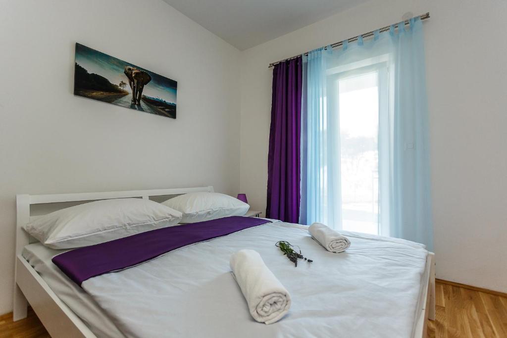 Apartments Mare & Mons Deluxe Malinska Quarto foto