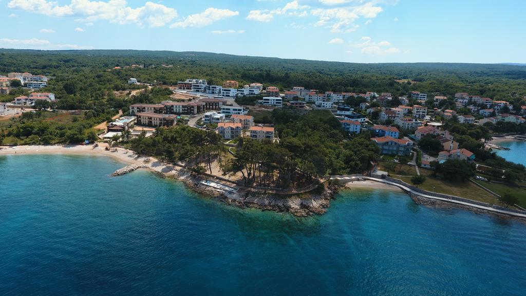Apartments Mare & Mons Deluxe Malinska Exterior foto