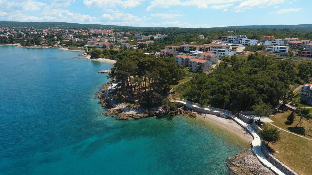 Apartments Mare & Mons Deluxe Malinska Exterior foto